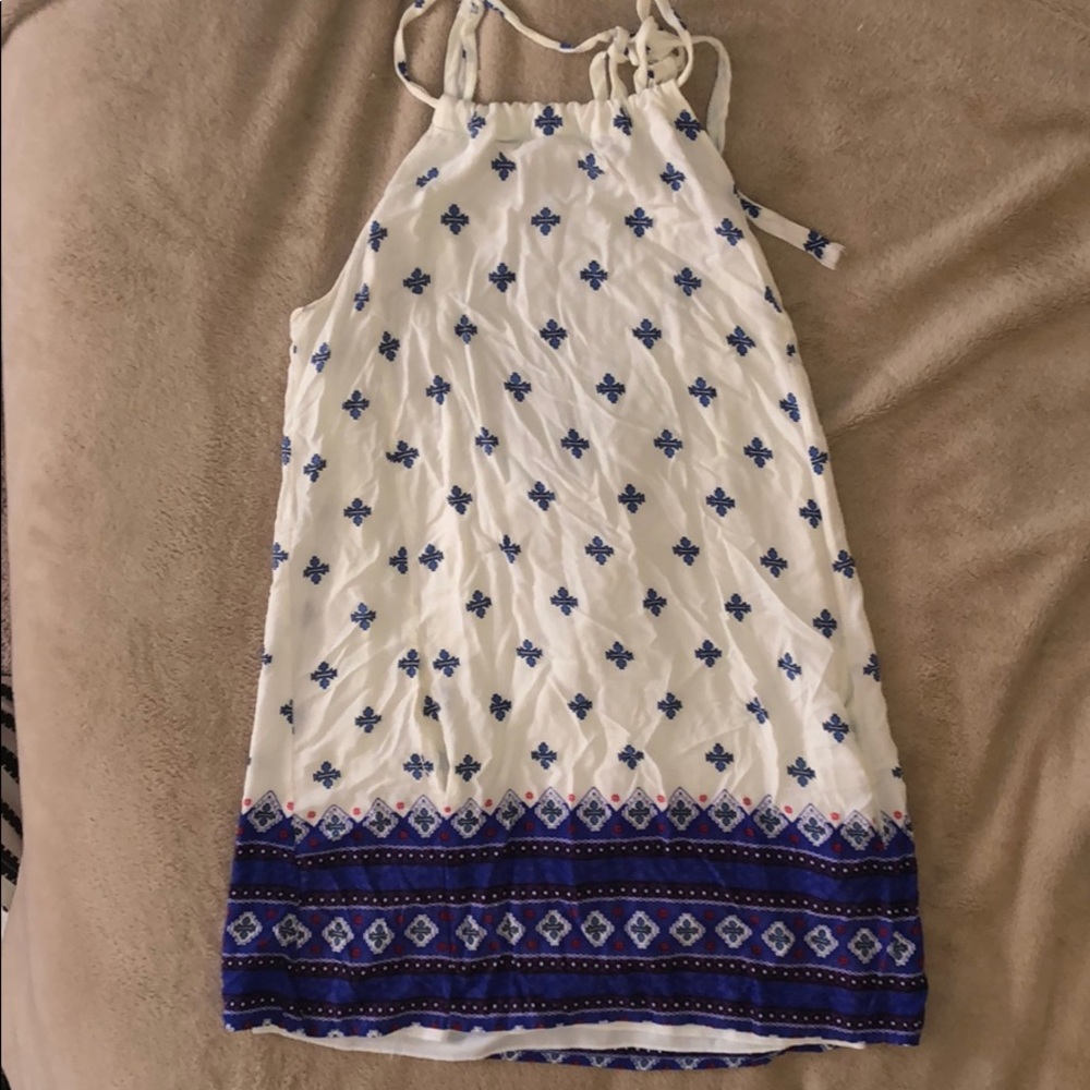 Women’s dress
